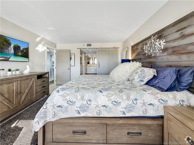 Building Photo - 8750 S Ocean Dr Unit 232 Rental