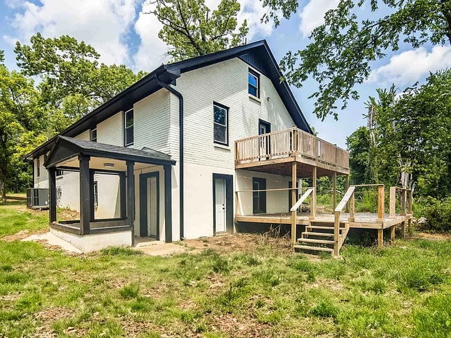 Photo - 7441 Walsh Rd