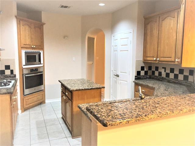 Photo - 2801 Cypress Leaf Ln