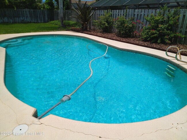 Photo - 530 Rio Ln