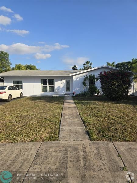 Building Photo - 3300 NW 200th St Unit A Rental