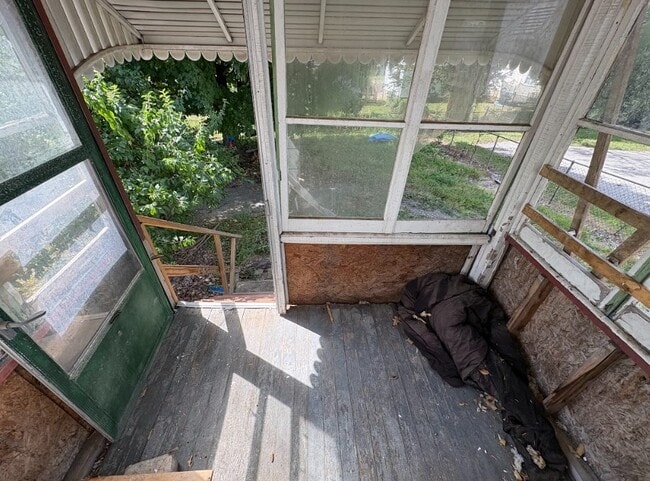 Photo - 7508 Chandler Ave