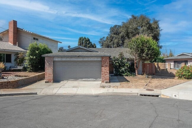 Building Photo - 1823 Sparks Ct