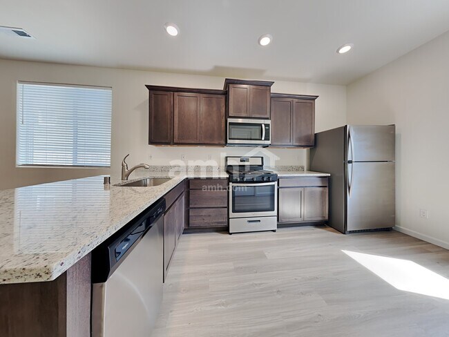 Photo - 1229 W 16th Ave