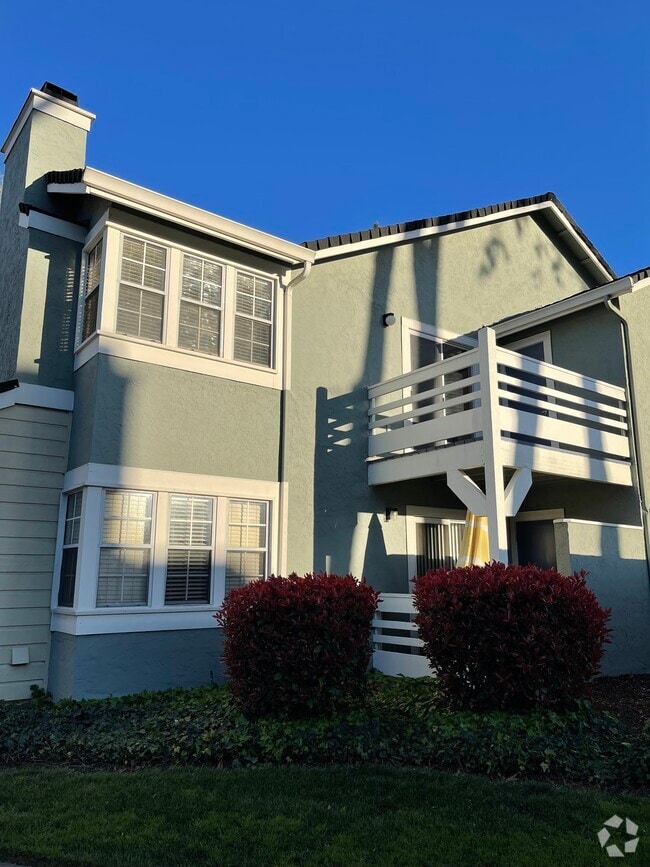 Building Photo - 2915 N Texas St Unit 1 BEDROOM 1 Bath Apartmen Rental