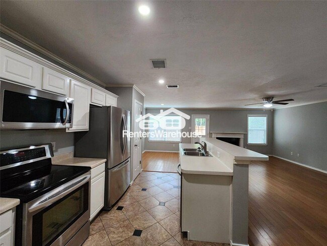 Photo - 119 Anise Tree Pl