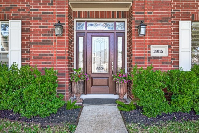 Building Photo - 14015 Wheatbridge Dr