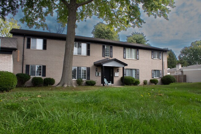 ONE11 COLLECTION - CLINTON TWP