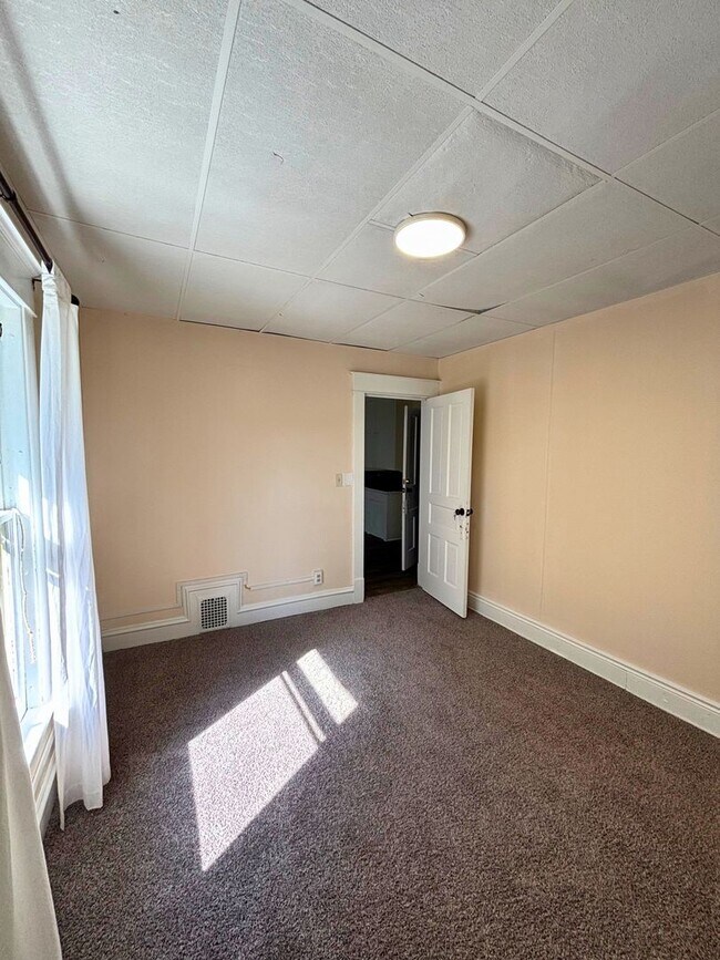 Photo - 216 Lafayette Ave NE Unit D