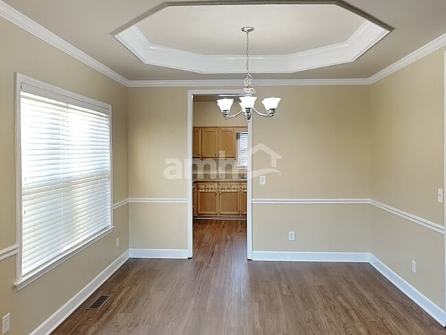 Photo - 3030 Romain Trl