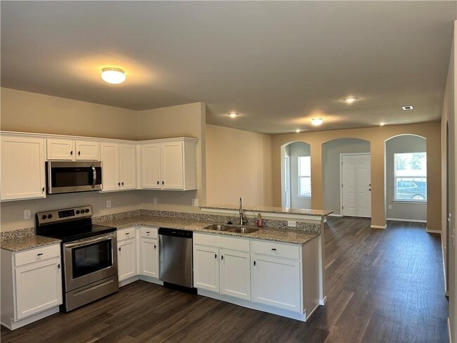 Photo - 2823 W Emil Dr