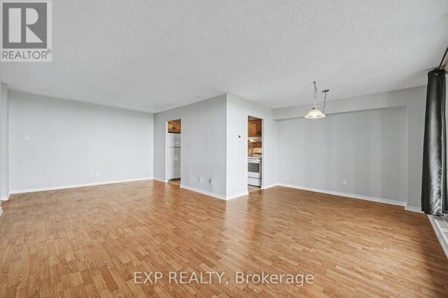 Photo - 665 Bathgate Dr Unit 802