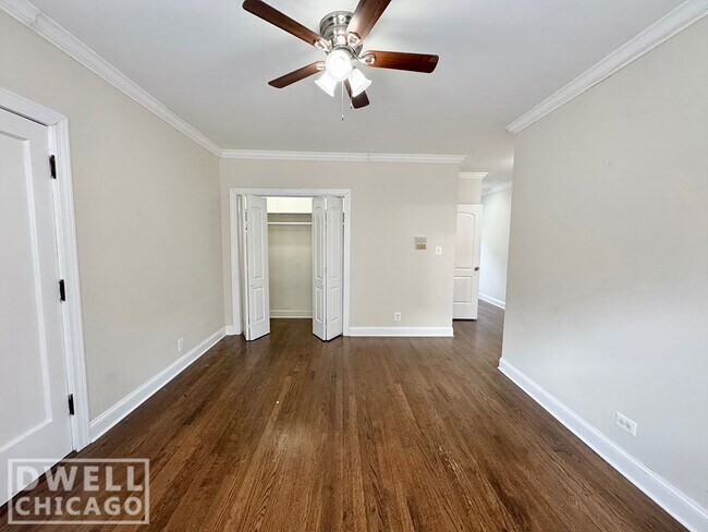 Photo - 3830 N Greenview Ave Unidad 3821-E