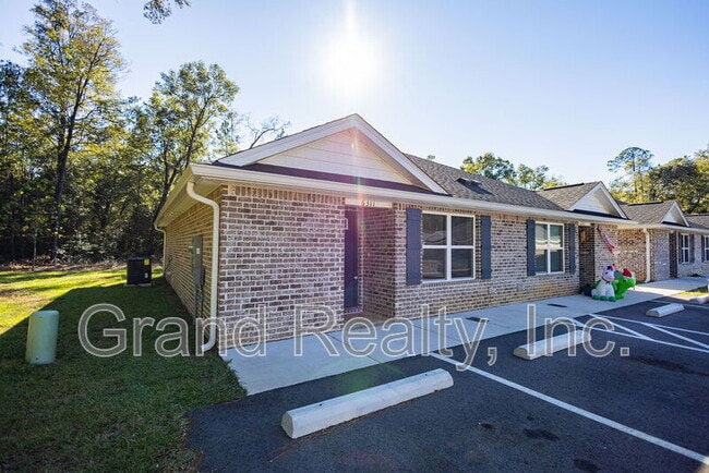Photo - 6283 Holland Rd