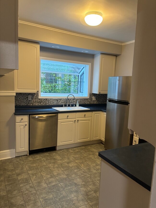 Photo - 783 Potomac Ave Unidad Lower