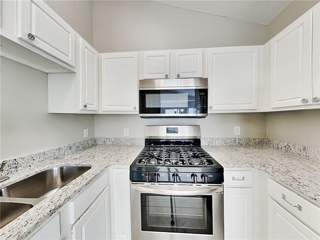 Photo - 136 Pecan Dr