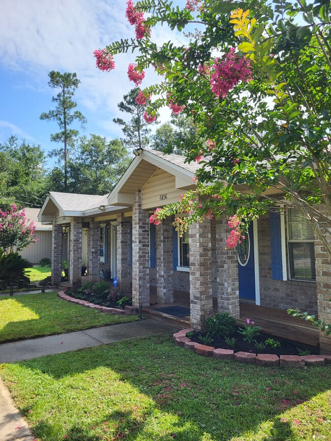 Photo - 6858 Sagebrush Ln Townhome