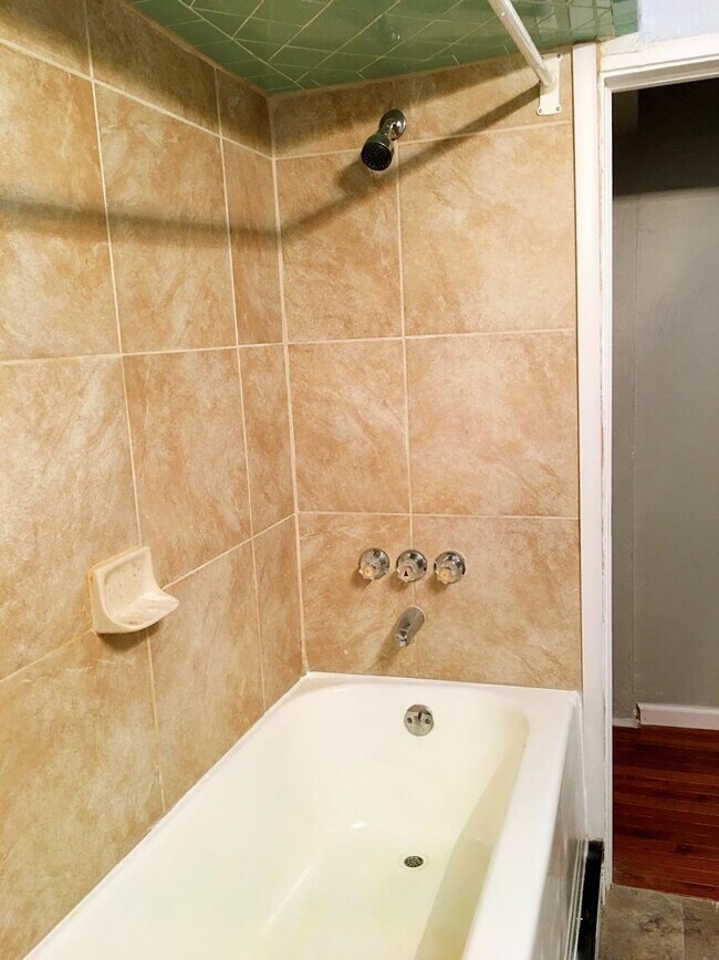 Photo - 703 Ivy St Unidad 3