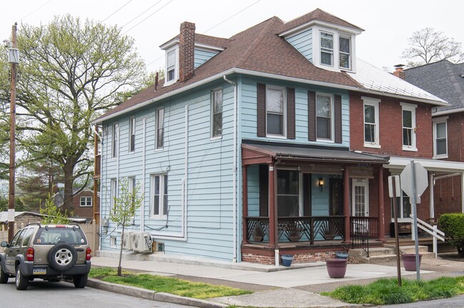 Photo - 3100 N 3rd St Apartment Unit 3100 3rd St  2