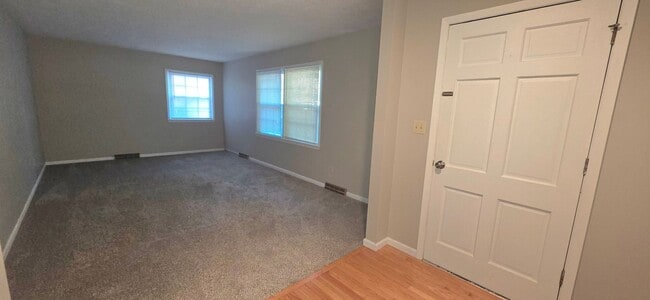 Photo - Kickapoo schools, 3 BR 2 BA fenced yard, $...