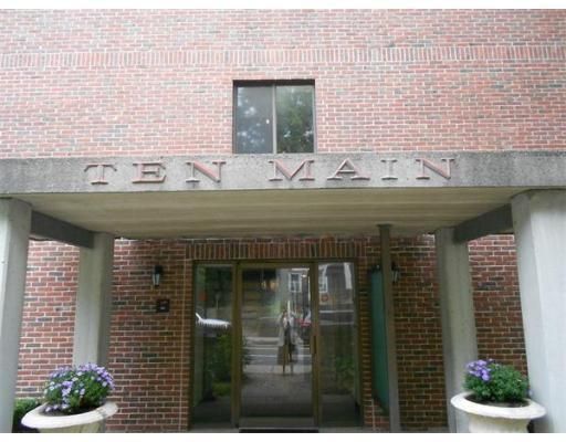 Photo - 10 Main St Unit 401