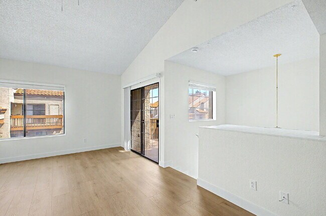 Photo - 818 S Westwood Unit Apt 210