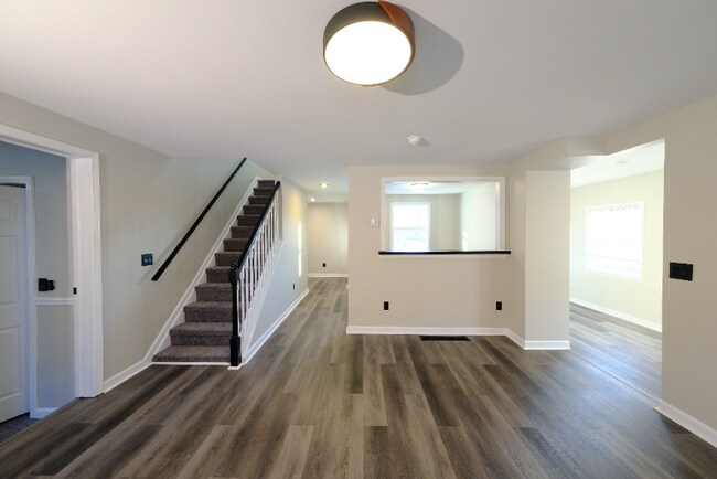 Building Photo - 246 Gorham St Unit 246 Gorham Street