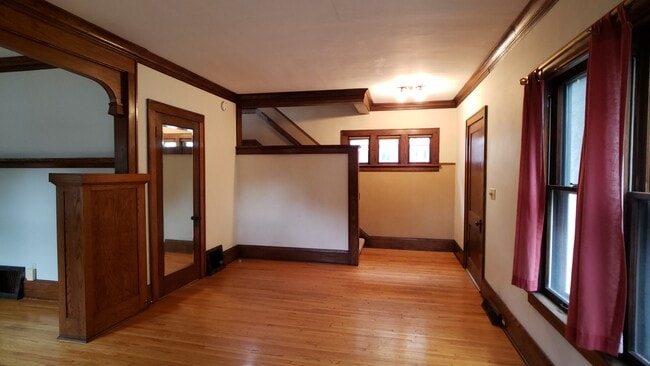 Photo - 1015 17th Ave SE