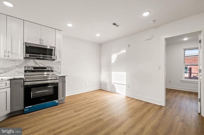 Photo - 2104 N 8th St