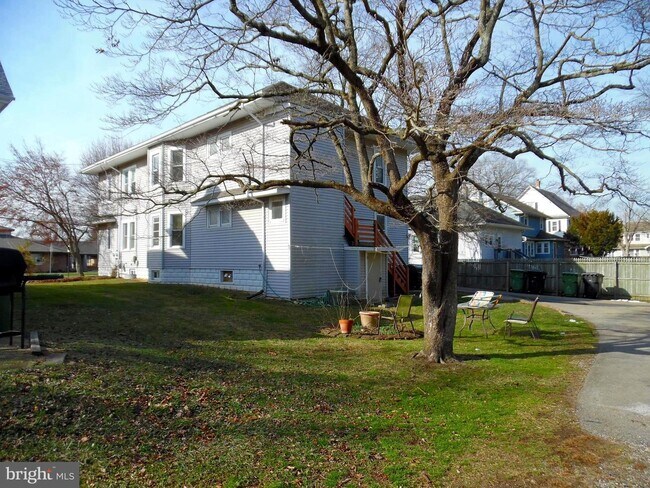 Photo - 407 N Broadway