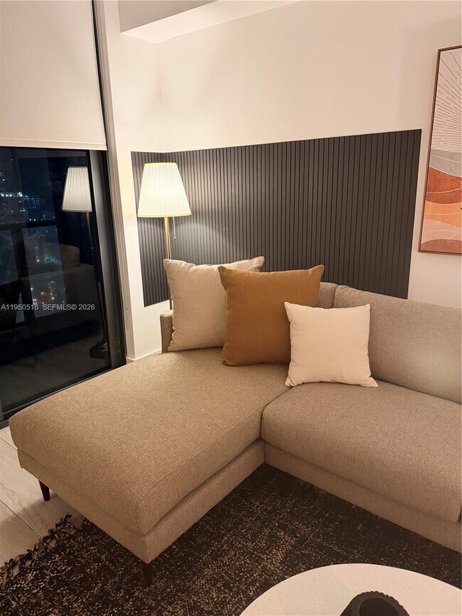 Photo - 121 NE 34th St Unit 2806A