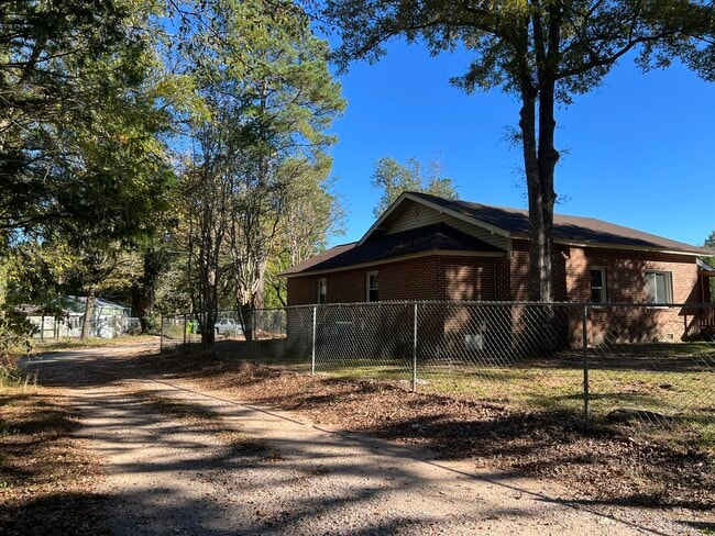 Photo - 1049 Stone House Rd