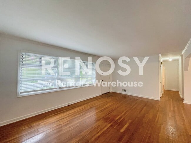 Photo - 1509 Sagewood Dr