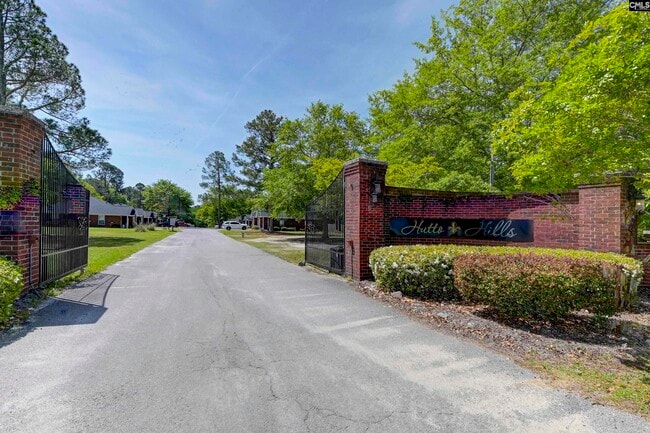 Photo - 107 Hutto Hill