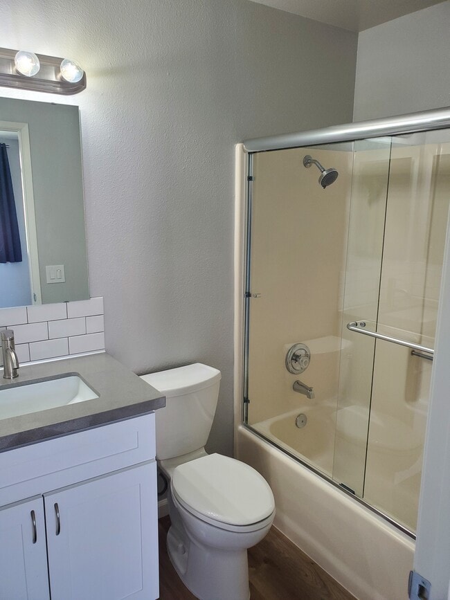 7892 2nd St Unit 201