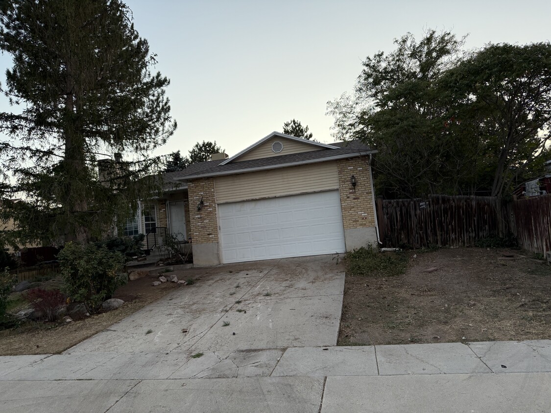 Photo - 6658 S Sedonia Ct (West Jordan, UT)