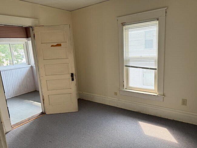731 3rd Ave