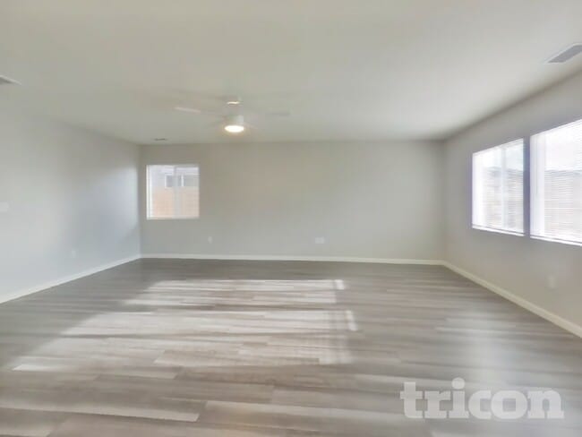 Photo - 904 Convair Ct