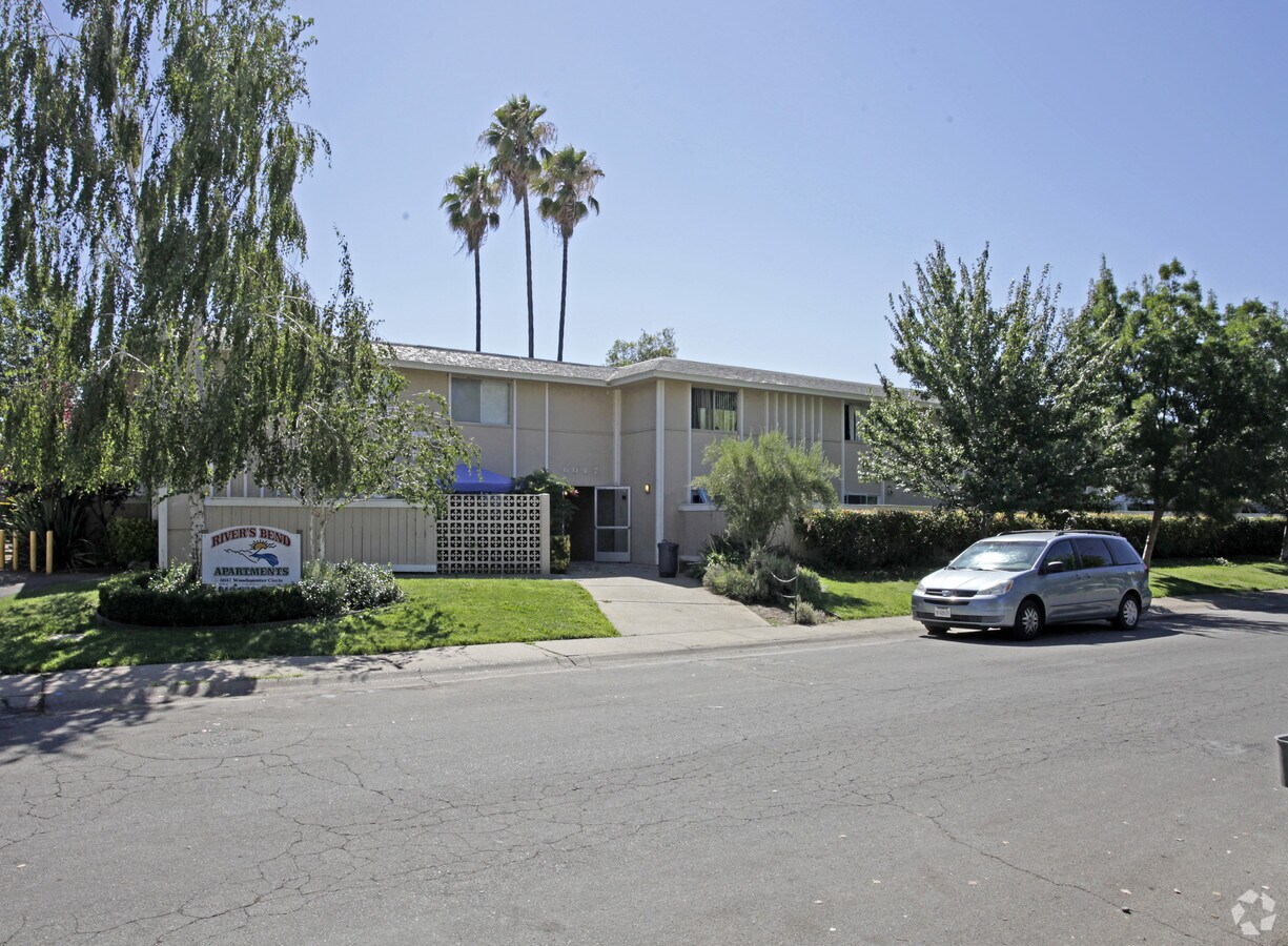 Rivers Bend Apartments - Rivers Bend Apartments