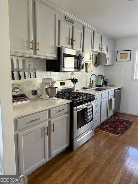 Photo - 575 Flat Shoals Ave SE