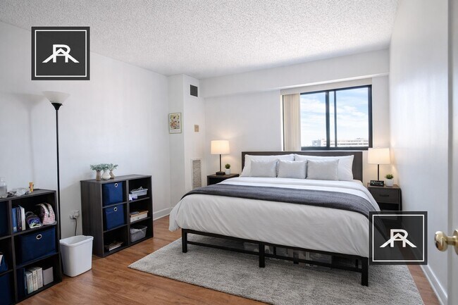 Photo - 15 N Beacon St Unidad 815