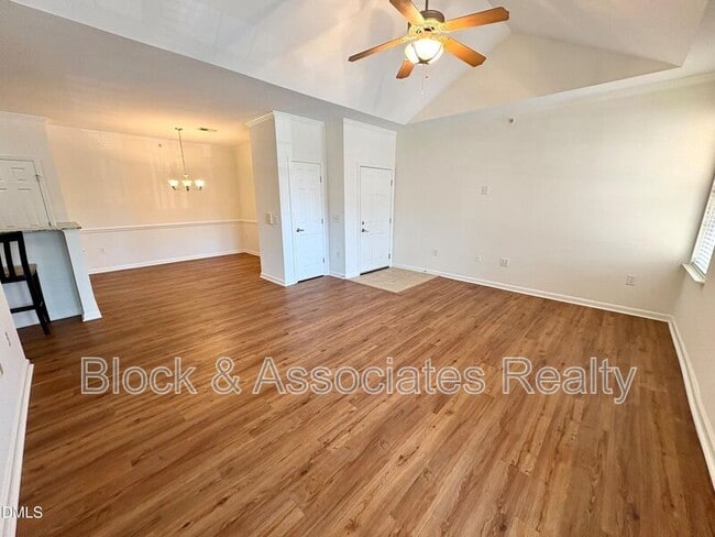 Photo - 535 Weather Ridge Ln