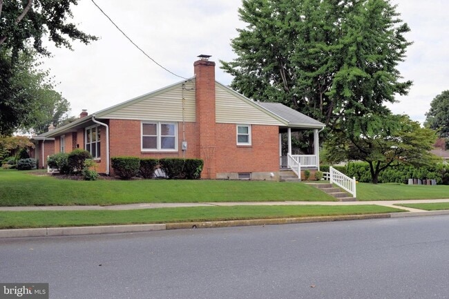 Photo - Beautiful 2 bed Rancher for Rent. Palmyra