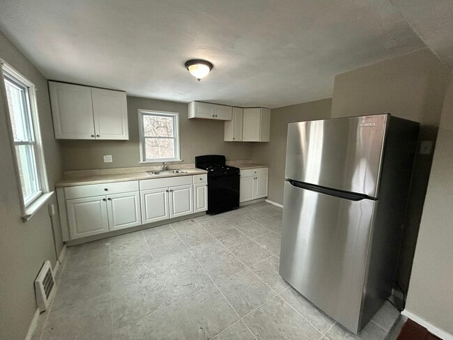 Photo - 151 Collins Dr