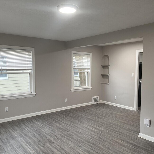 Photo - 3958 Lee Heights Blvd