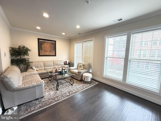 Photo - 321 Hendrix Ave