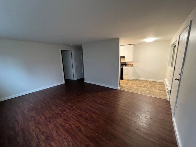 Photo - Twin Court - Ballard - Renovated Unit