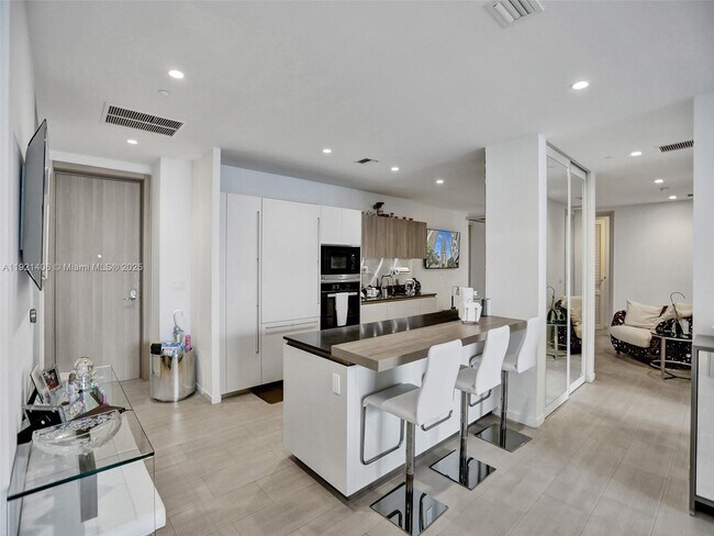 Photo - 1000 Brickell Plaza Unit PH5103