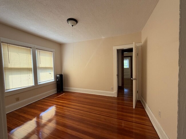 Photo - 105-107 Washington Street Unit 105