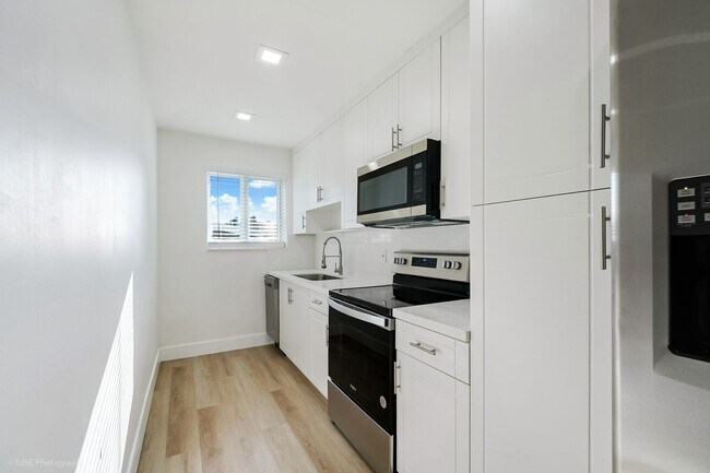 Photo - 2820 NW 95th St Unit 2